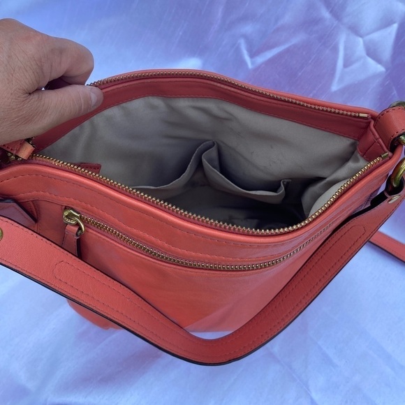 Coach Ashley Shoulder  Bag Peach - Picture 9 of 16